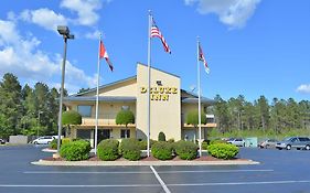 Deluxe Inn Fayetteville Nc 3*